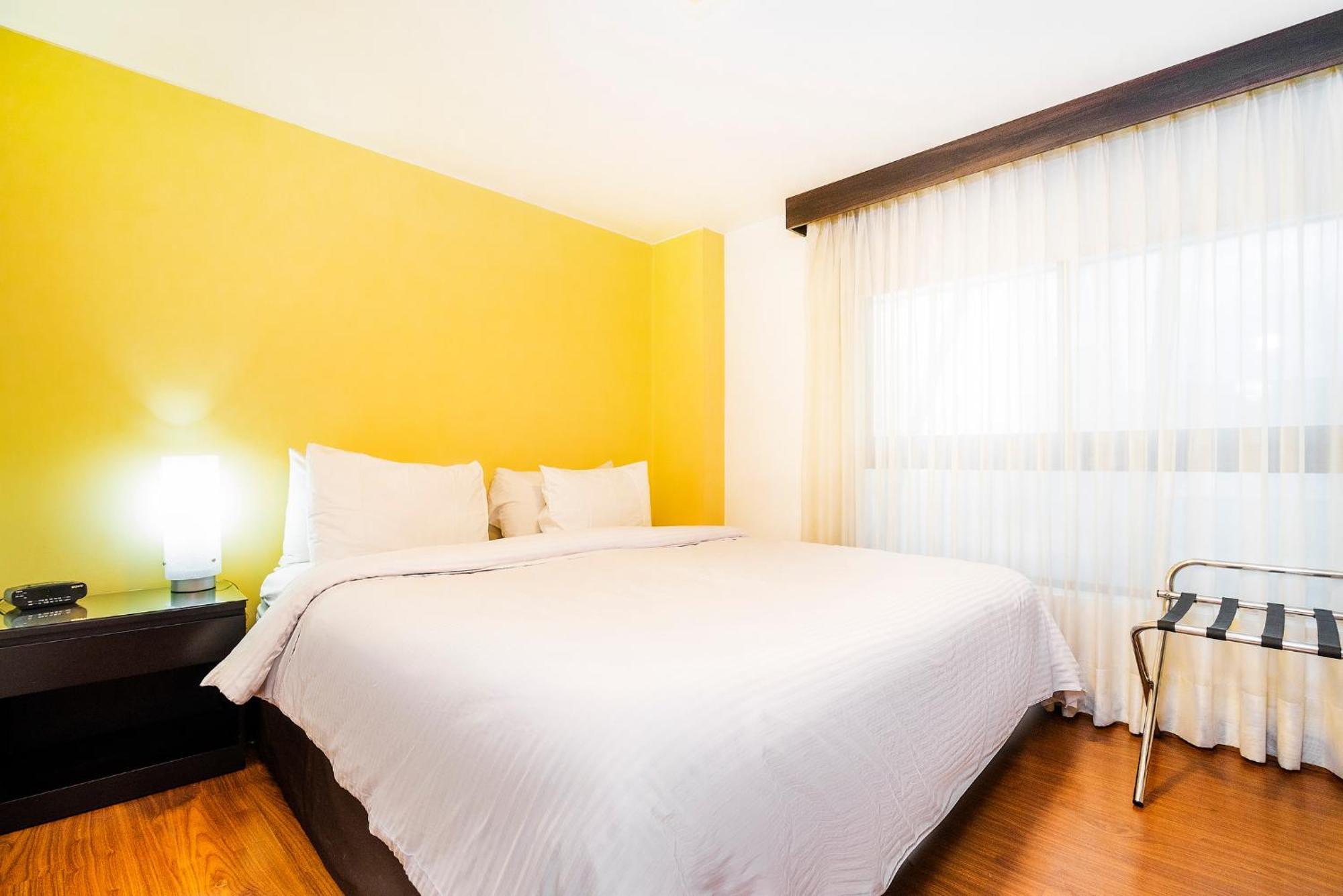 Lloyds Apartasuites Parque 93 Bogotá Zewnętrze zdjęcie